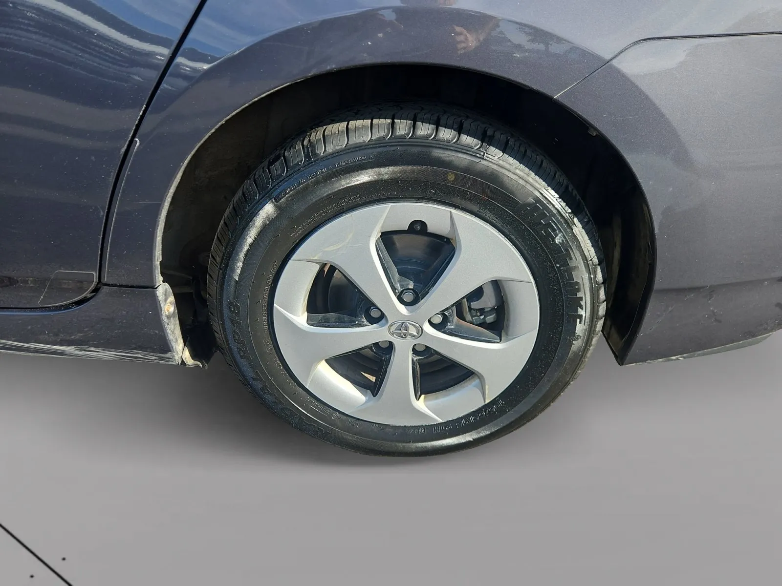 Toyota Prius photo 14