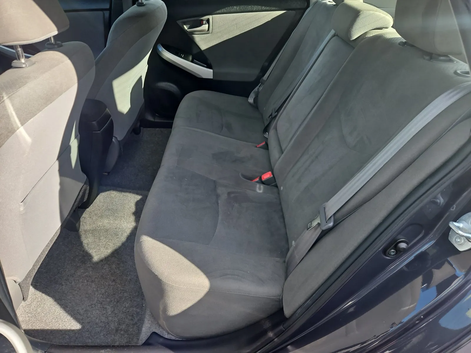 Toyota Prius photo 13