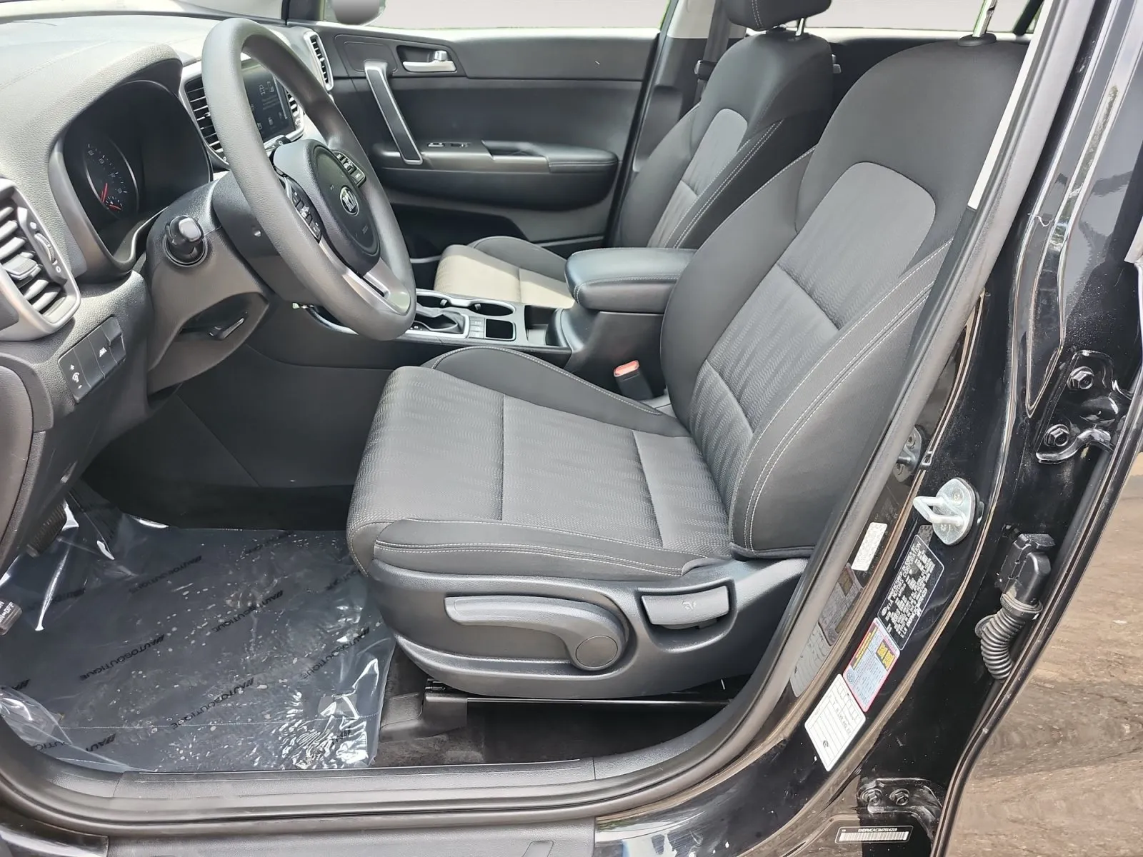 Kia Sportage photo 9