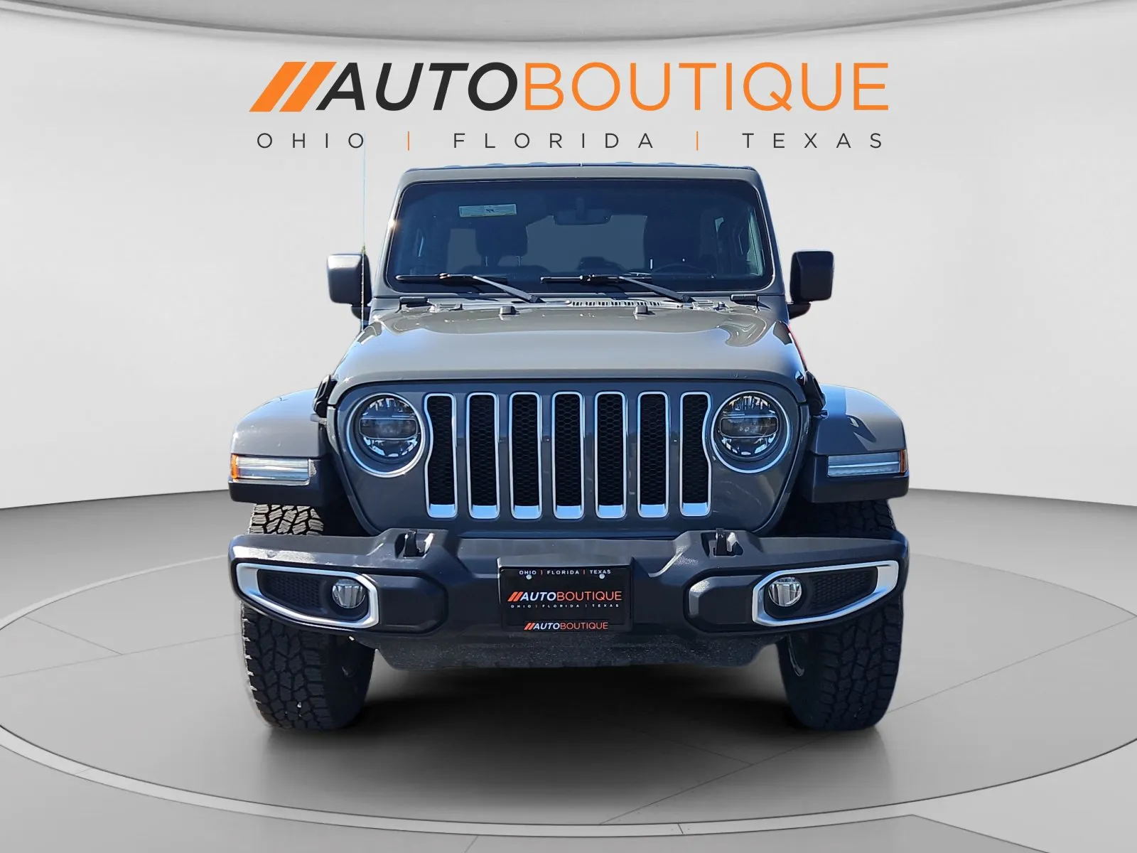 Jeep Wrangler photo 8