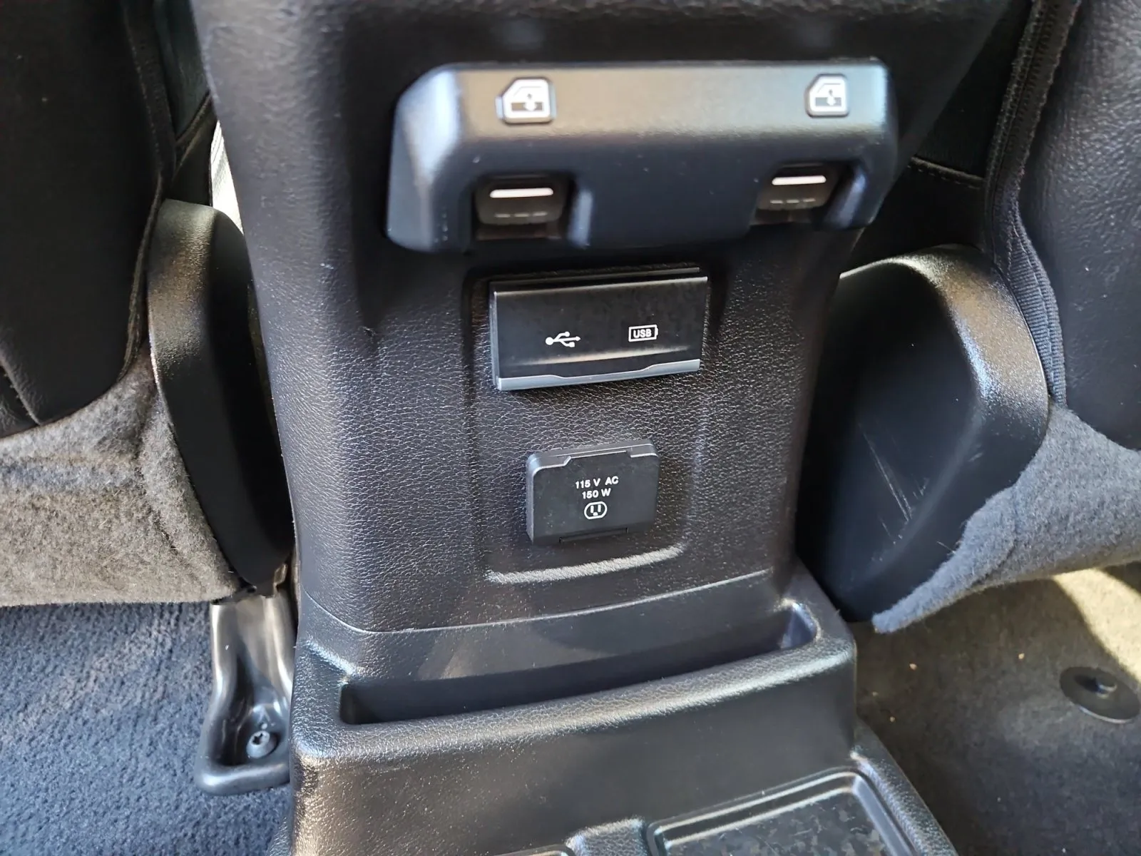 Jeep Wrangler photo 13