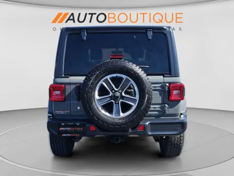 More photos of 2020 Jeep Wrangler Unlimited Sahara at Auto Boutique Ohio, OH