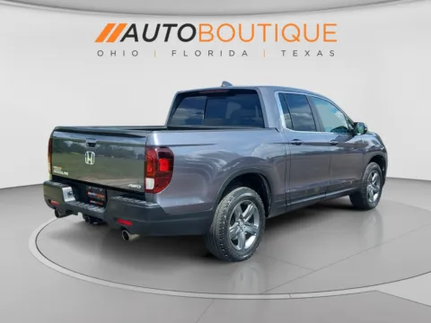 More photos of 2021 Honda Ridgeline RTL at Auto Boutique Ohio, OH