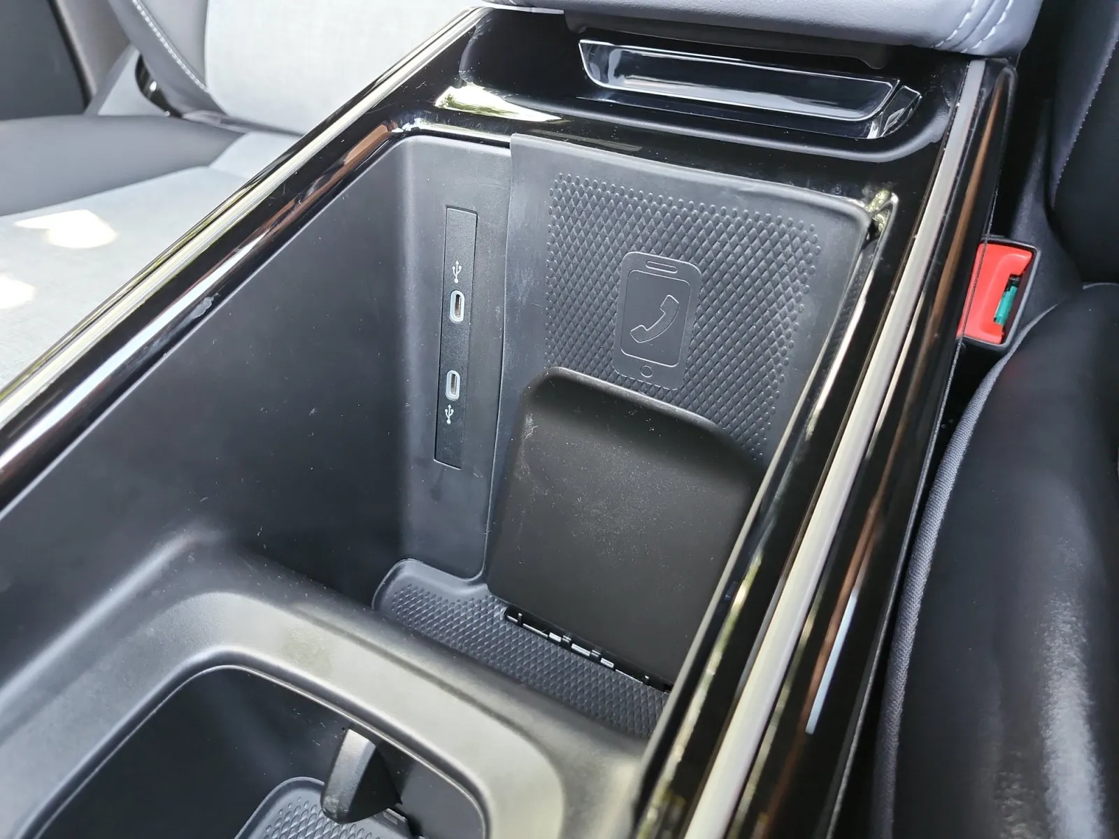 Volkswagen ID.4 photo 20