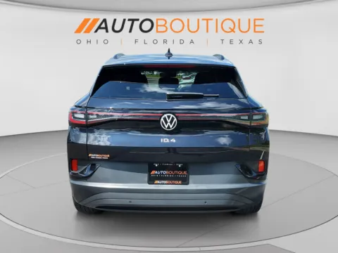 More photos of 2023 Volkswagen ID.4 Pro at Auto Boutique Ohio, OH