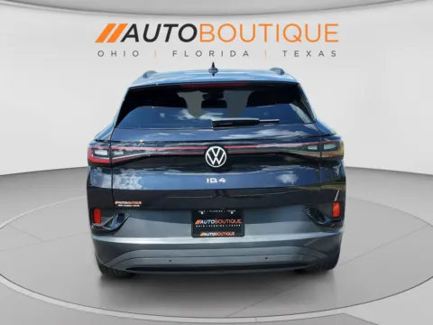 More photos of 2023 Volkswagen ID.4 Pro at Auto Boutique Ohio, OH