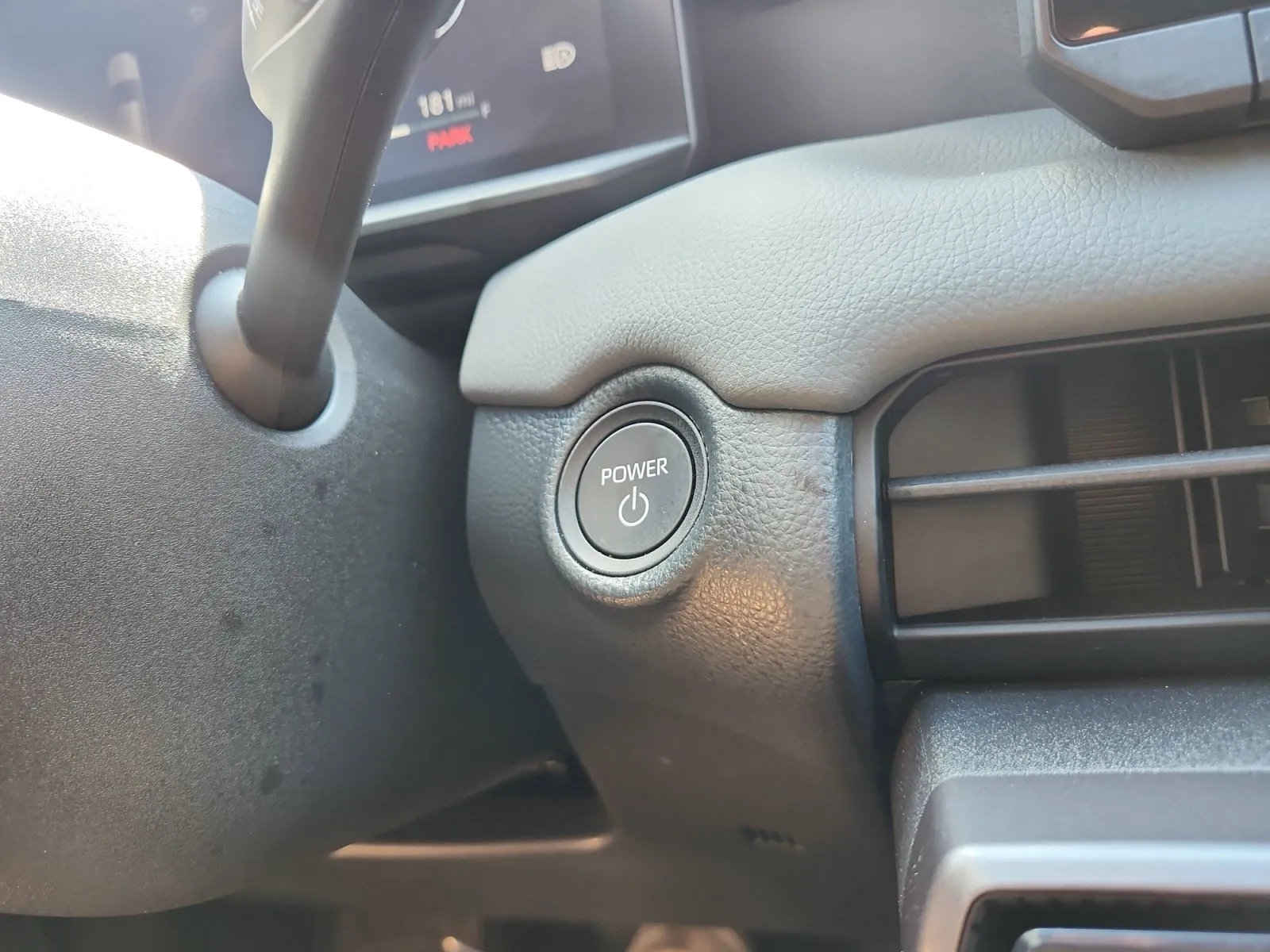 Toyota RAV4 photo 19