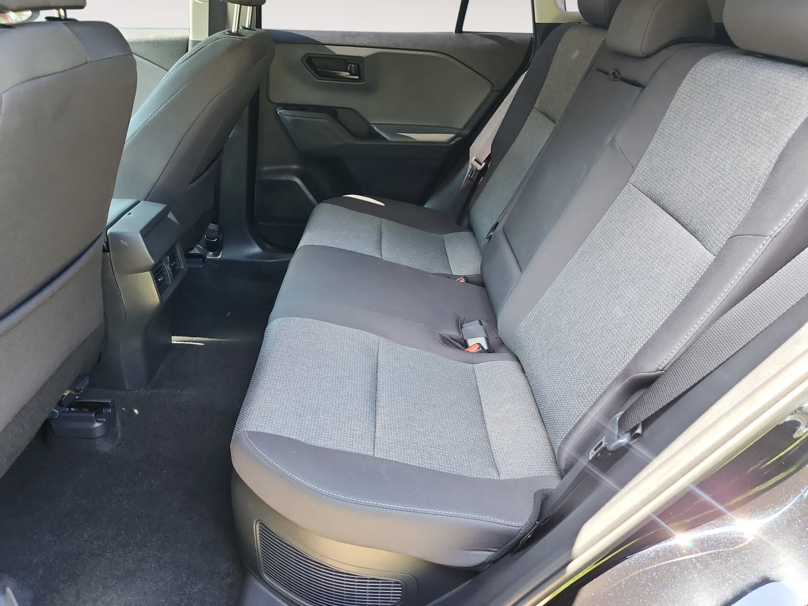 Toyota RAV4 photo 14