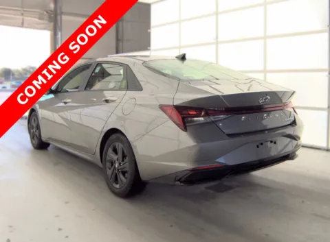 More photos of 2023 Hyundai Elantra Hybrid Blue at Auto Boutique Ohio, OH