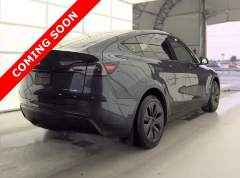 More photos of 2024 Tesla Model Y Long Range at Auto Boutique Ohio, OH