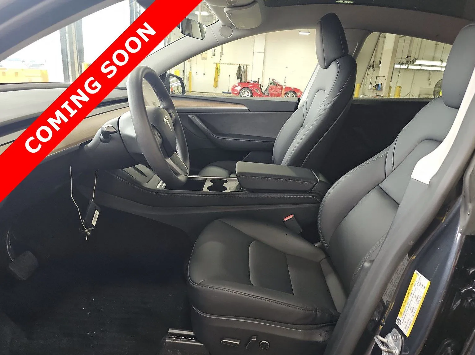 2024 Tesla Model Y Long Range photo 6