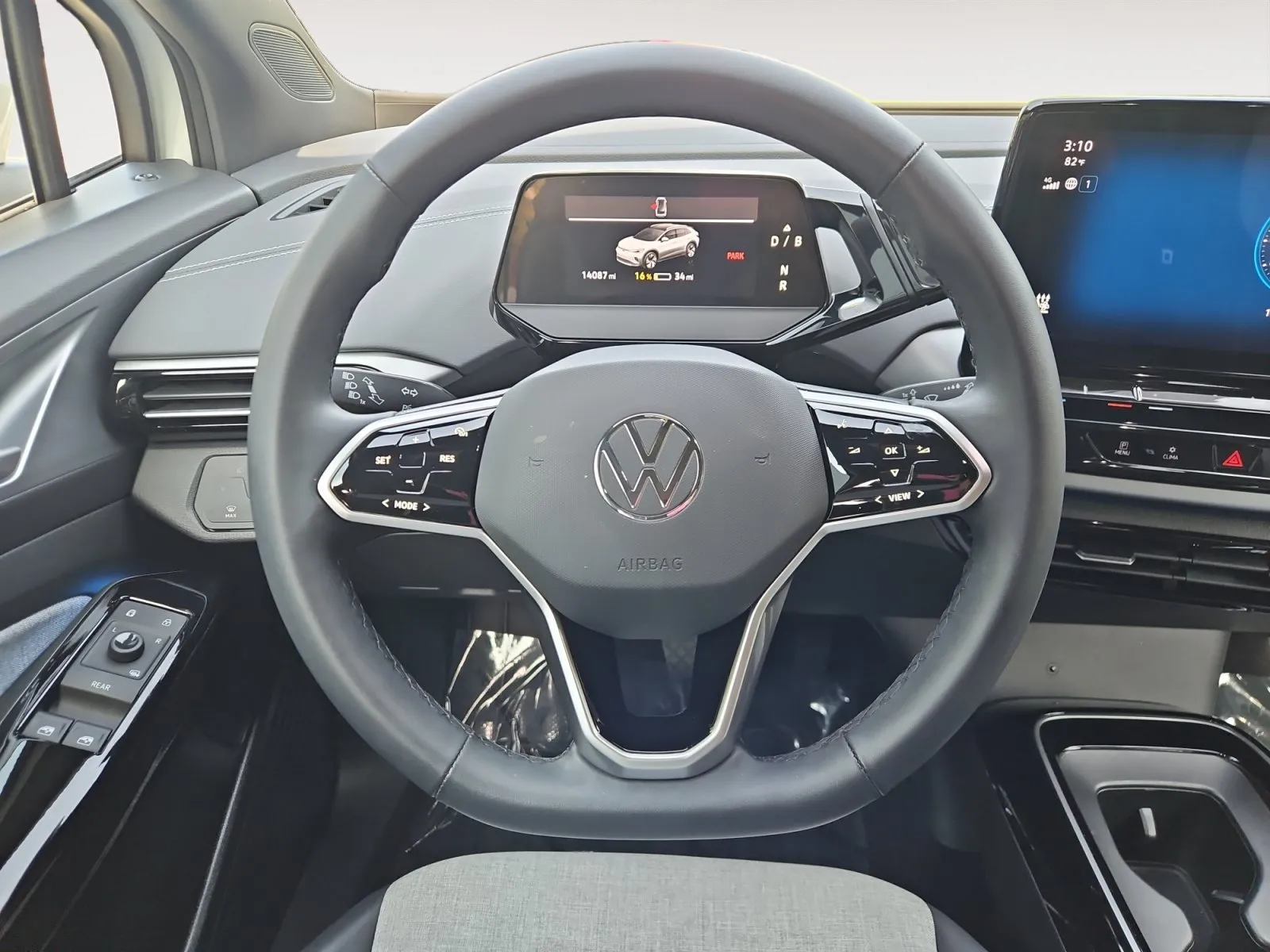 Volkswagen ID.4 photo 12