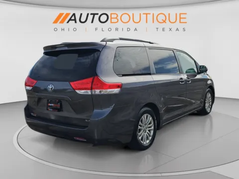 More photos of 2013 Toyota Sienna XLE at Auto Boutique Ohio, OH