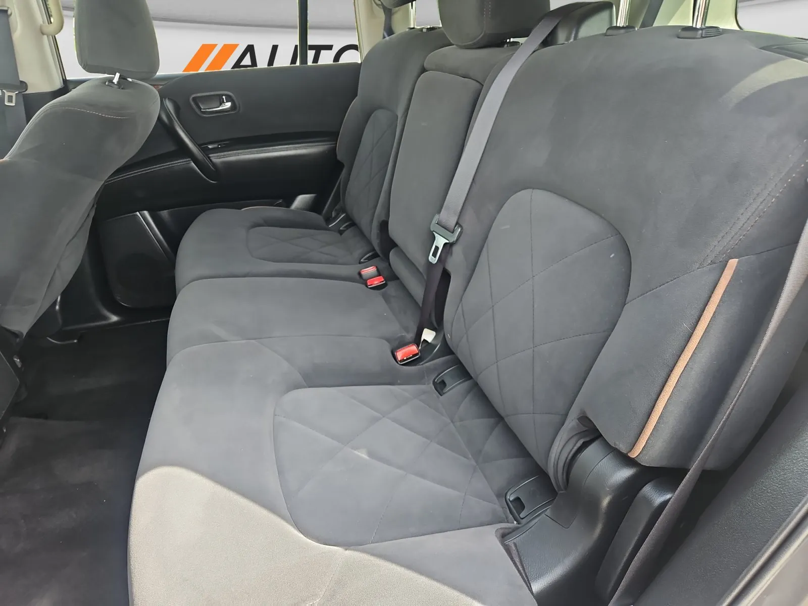 Nissan Armada photo 14