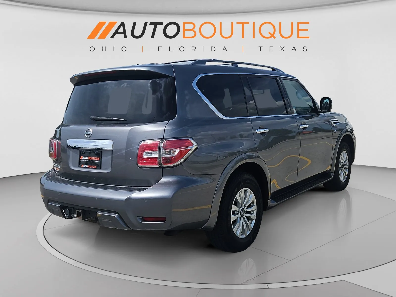 Nissan Armada photo 5