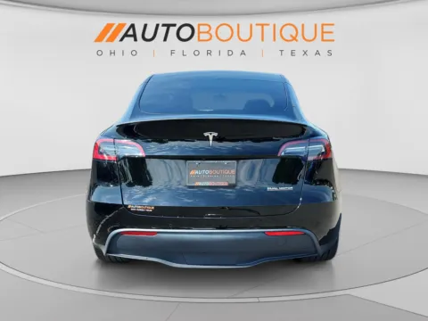 More photos of 2022 Tesla Model Y Performance at Auto Boutique Ohio, OH