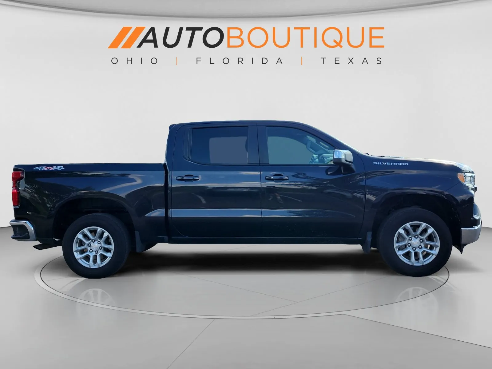 Chevrolet Silverado photo 6