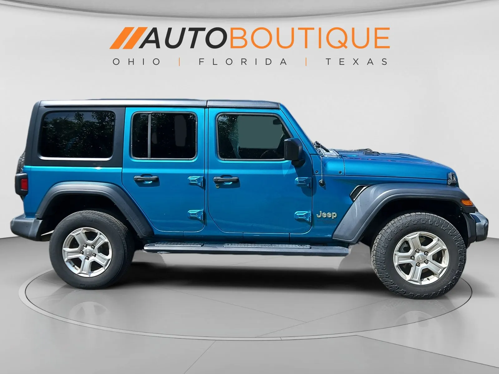 Jeep Wrangler photo 6