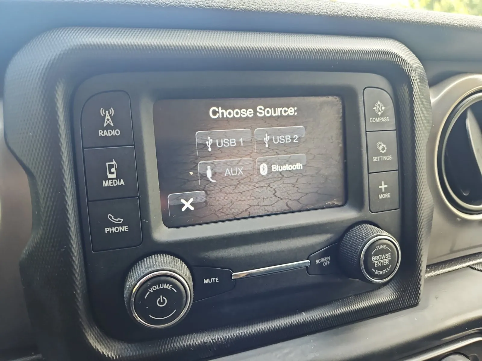 Jeep Wrangler photo 18