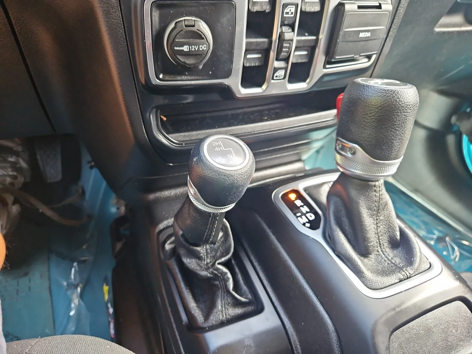 Jeep Wrangler photo 21