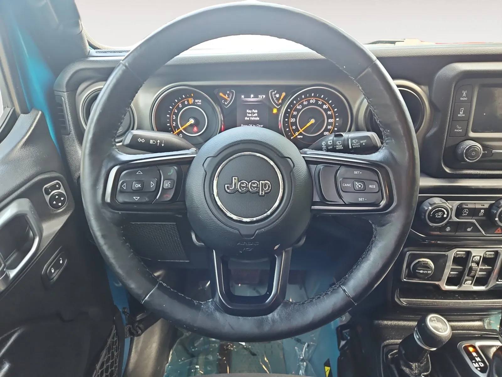 Jeep Wrangler photo 12