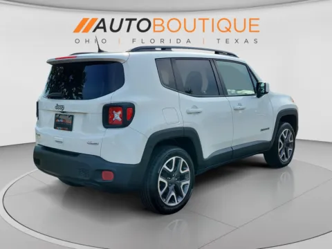 More photos of 2018 Jeep Renegade Latitude at Auto Boutique Ohio, OH