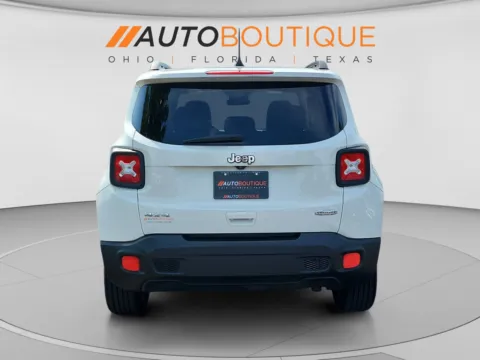 More photos of 2018 Jeep Renegade Latitude at Auto Boutique Ohio, OH