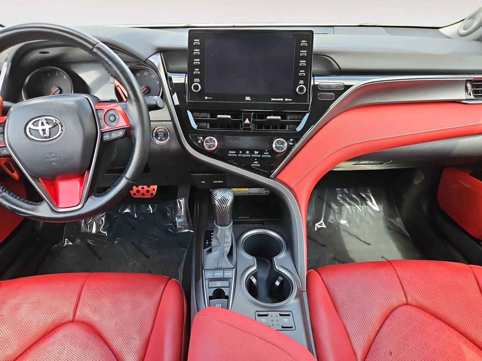 Toyota Camry photo 11