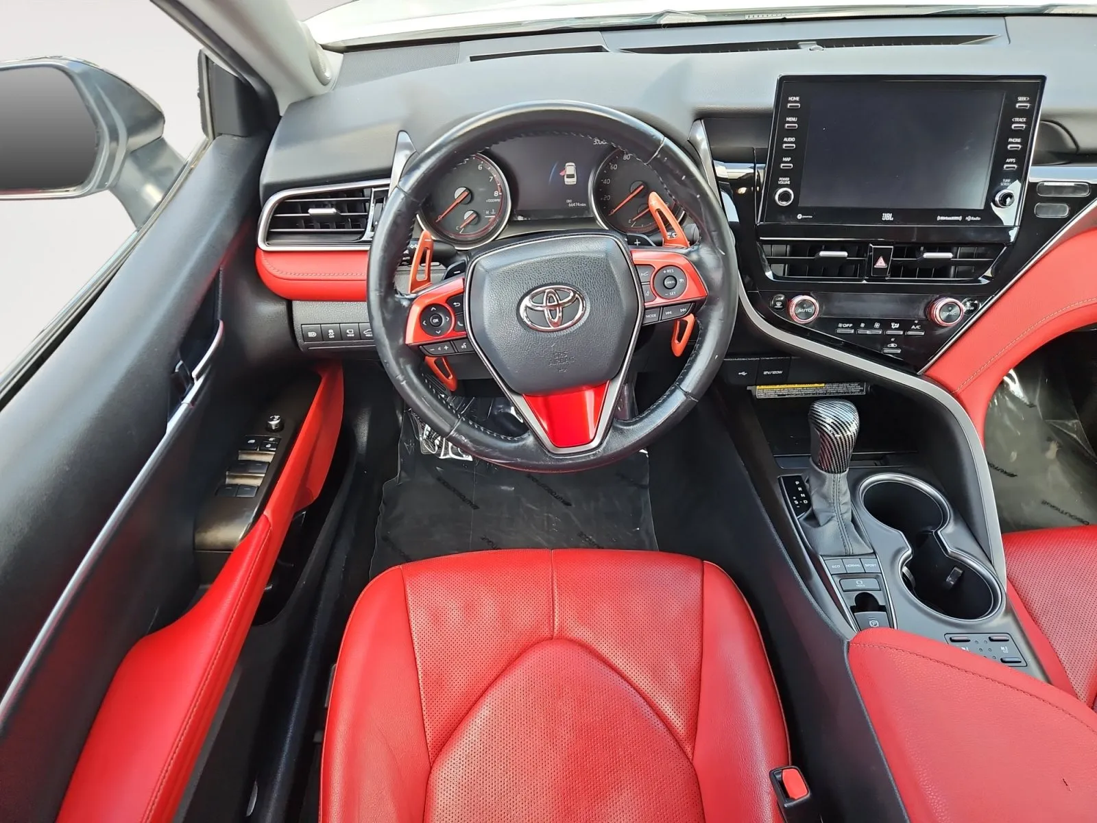 Toyota Camry photo 10