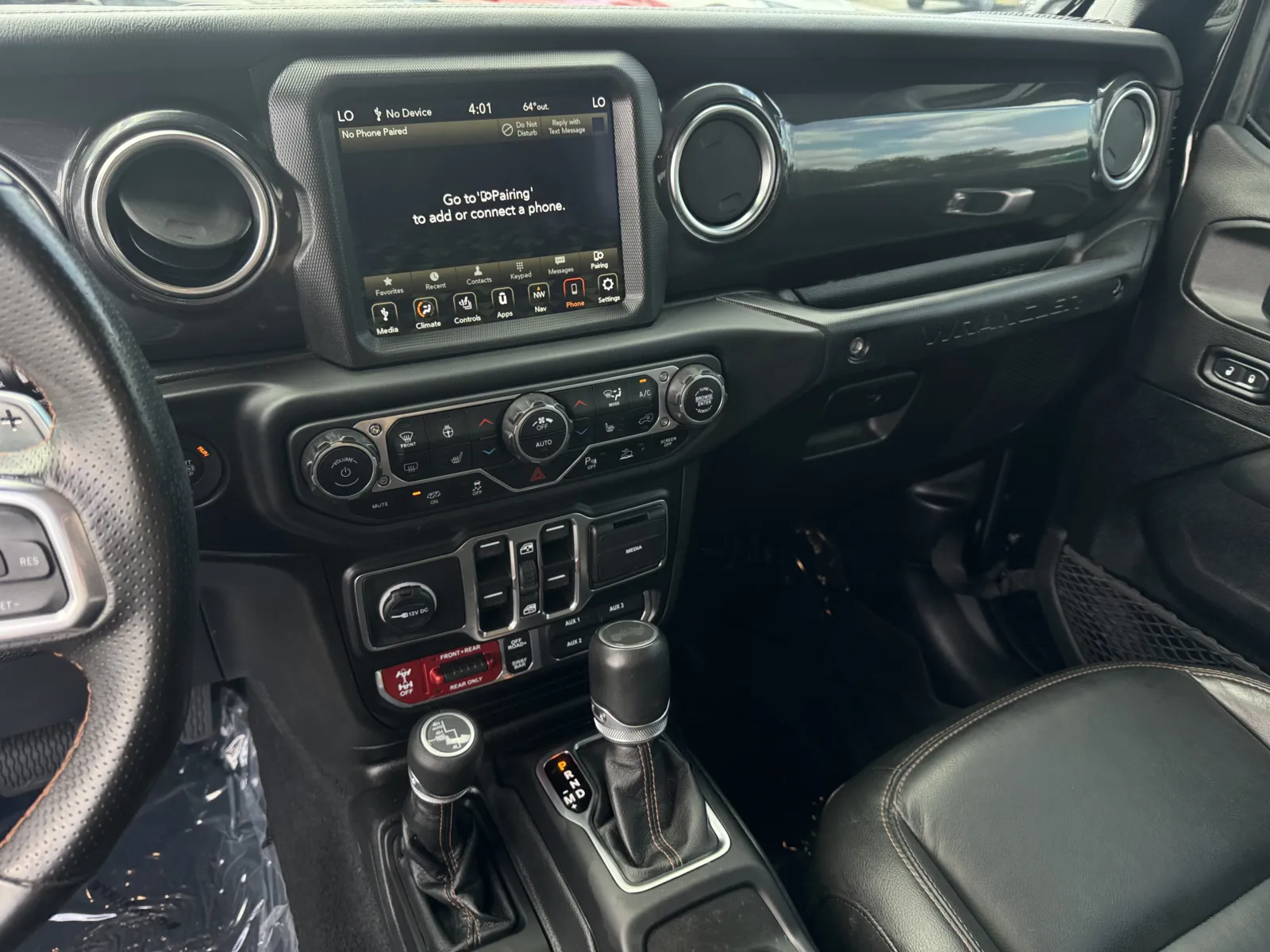 Jeep Wrangler photo 23