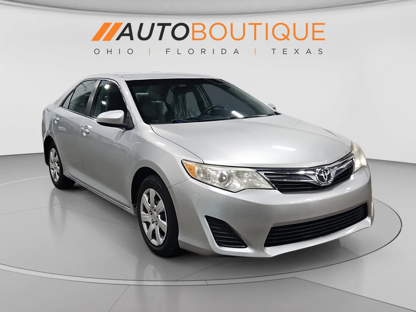 Toyota Camry photo 7