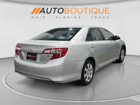 More photos of 2013 Toyota Camry LE at Auto Boutique Ohio, OH