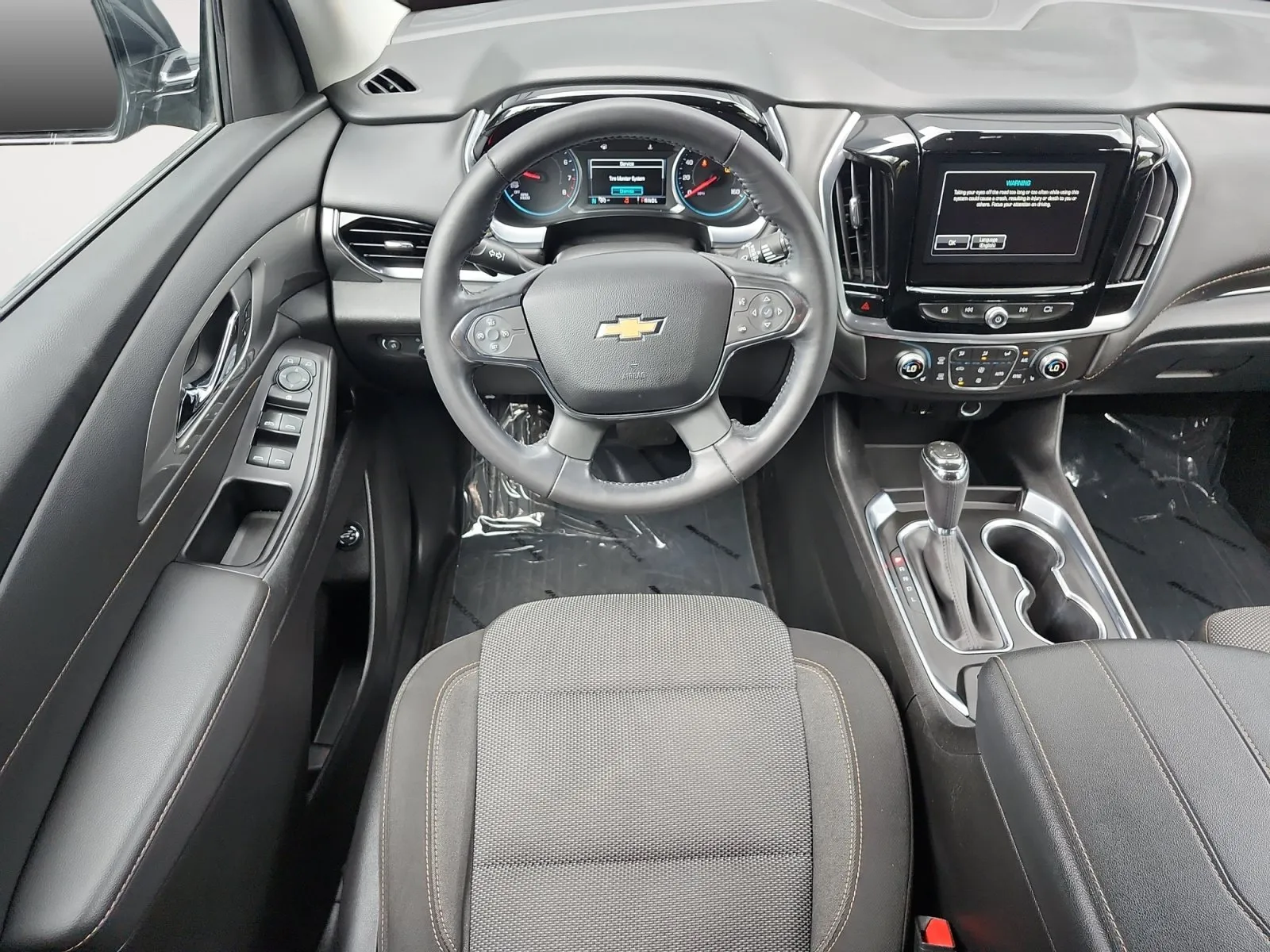 Chevrolet Traverse photo 10