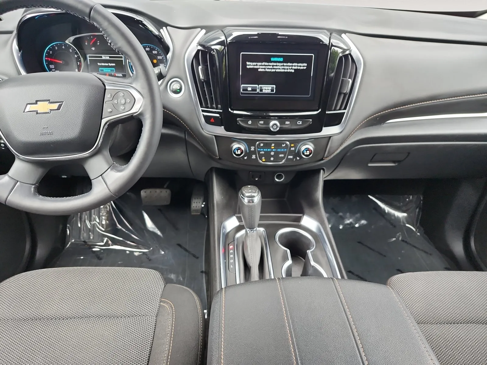 Chevrolet Traverse photo 11