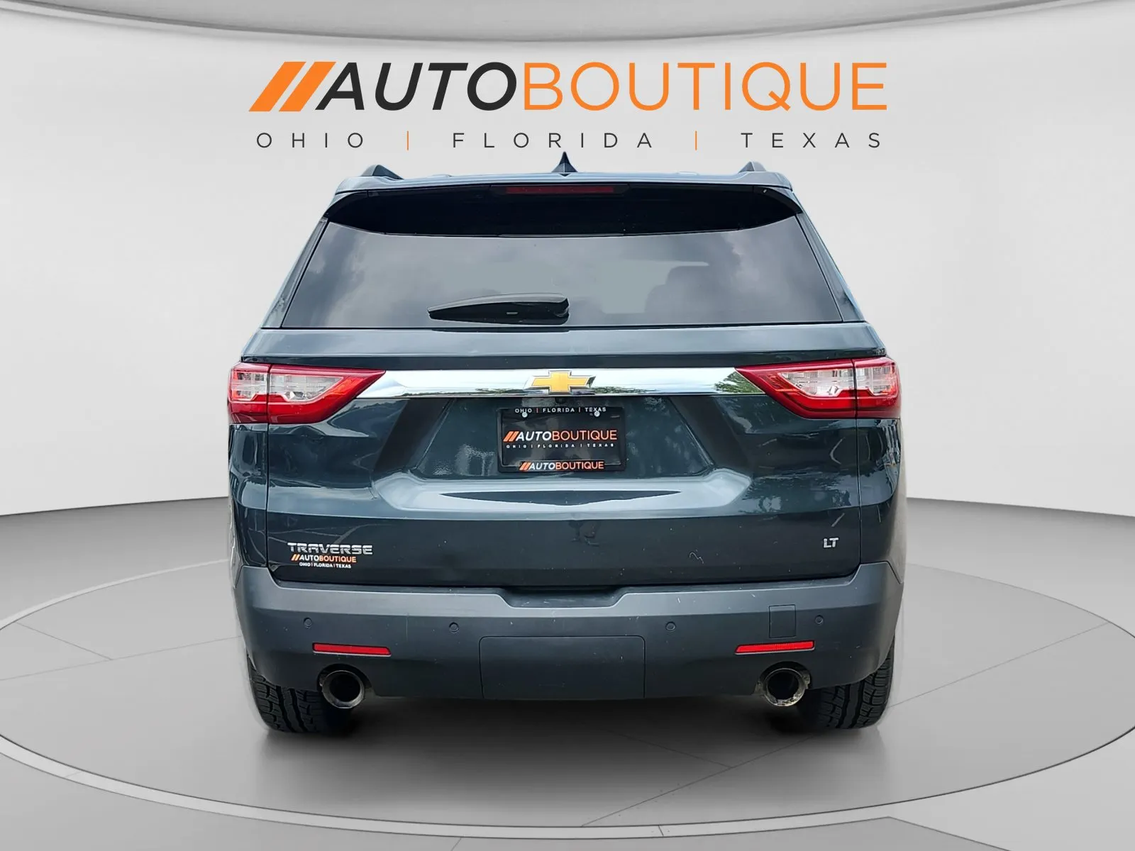 Chevrolet Traverse photo 4