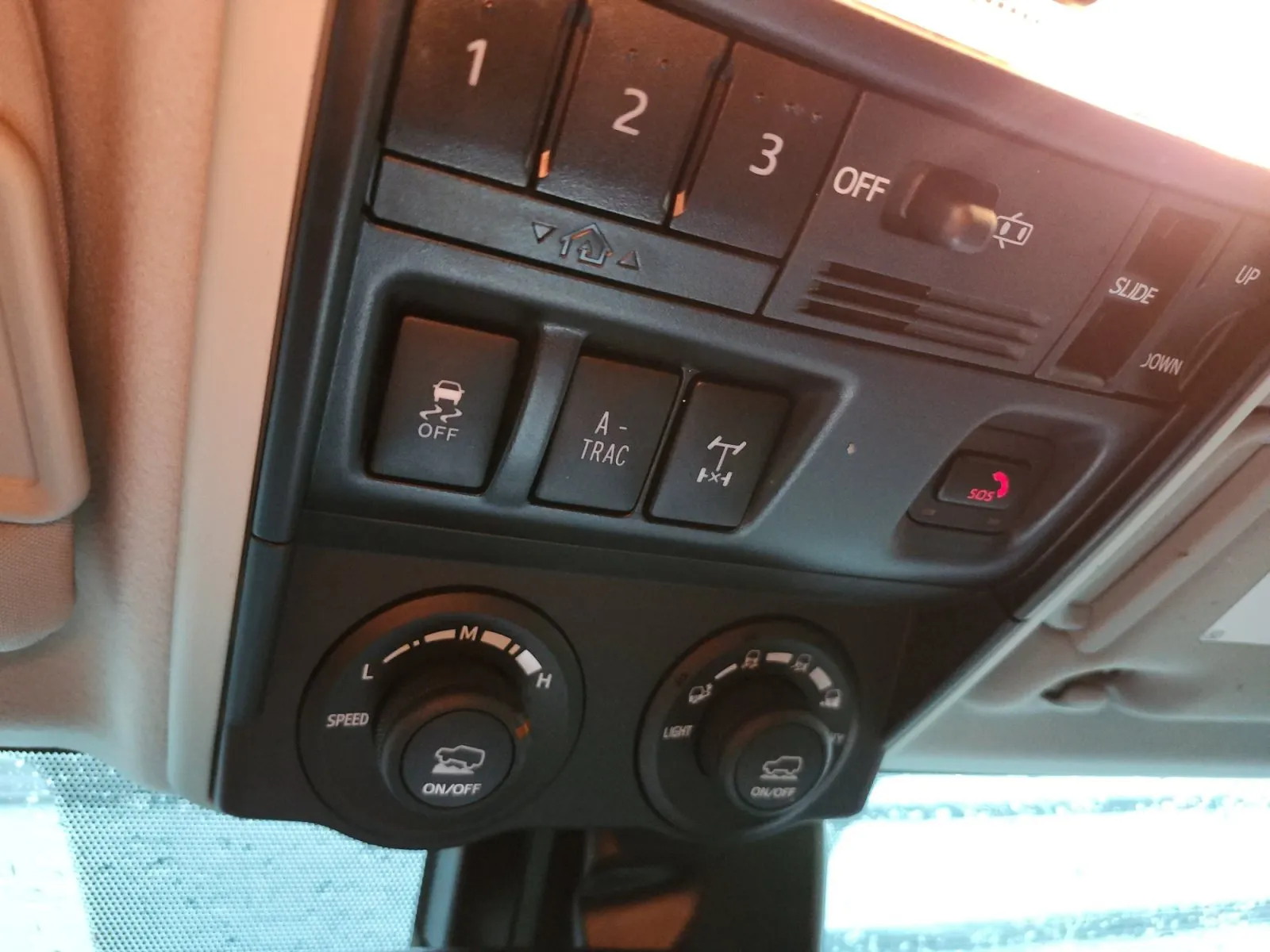 Toyota 4Runner photo 21