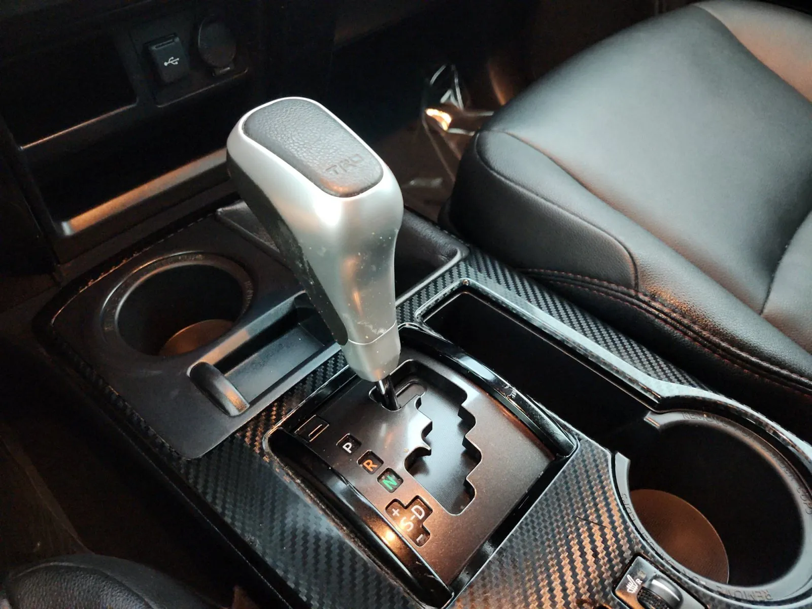 Toyota 4Runner photo 24