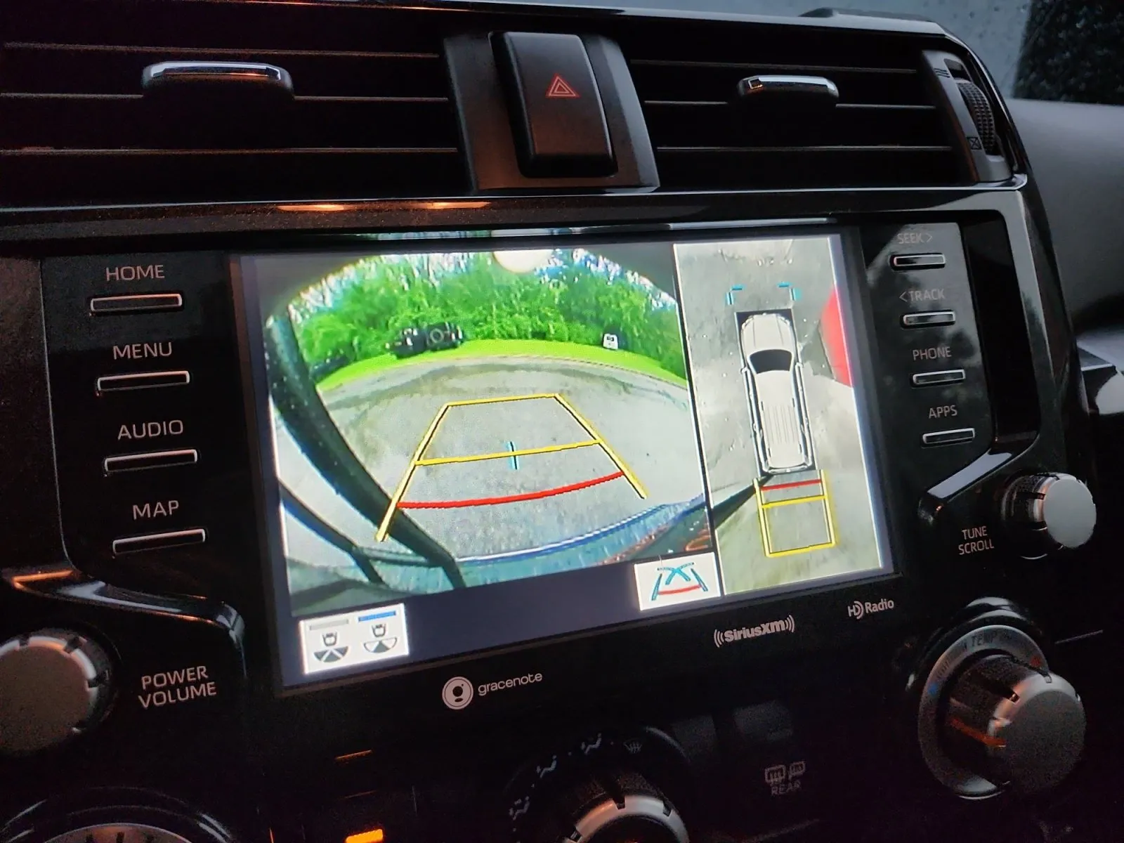 Toyota 4Runner photo 18