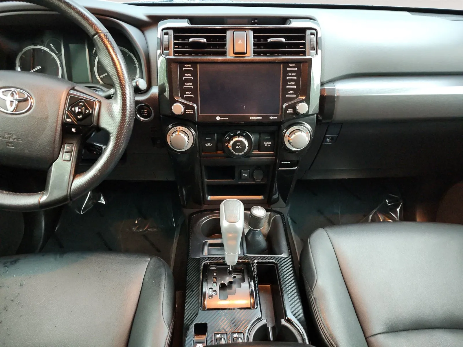 Toyota 4Runner photo 11