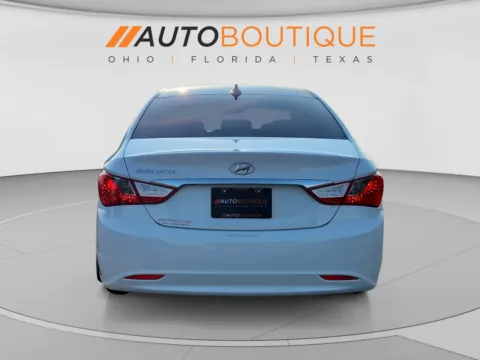 More photos of 2013 Hyundai Sonata GLS at Auto Boutique Ohio, OH