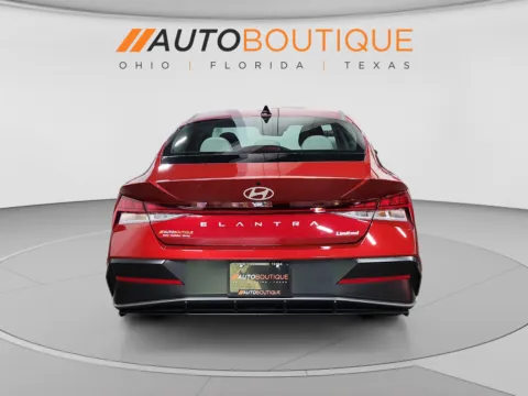More photos of 2018 Hyundai Elantra Value Edition at Auto Boutique Ohio, OH