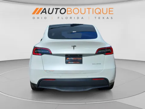 More photos of 2021 Tesla Model Y Long Range at Auto Boutique Ohio, OH