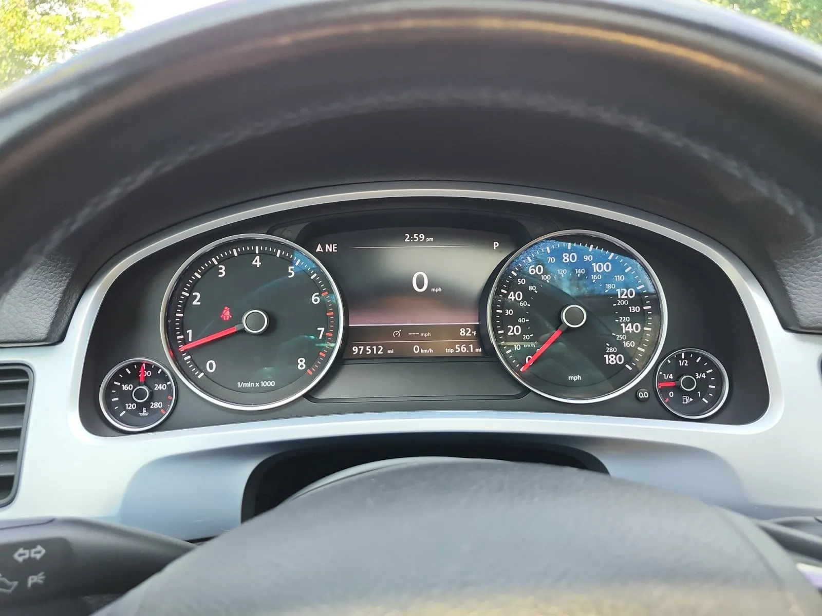 Volkswagen Touareg photo 18