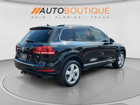 More photos of 2012 Volkswagen Touareg Lux at Auto Boutique Ohio, OH