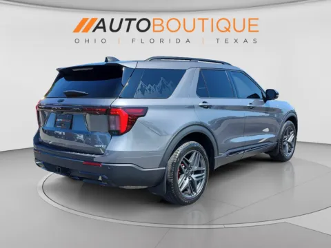 More photos of 2025 Ford Explorer ST-Line at Auto Boutique Ohio, OH