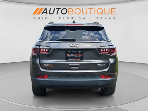 More photos of 2022 Jeep Compass Latitude at Auto Boutique Ohio, OH