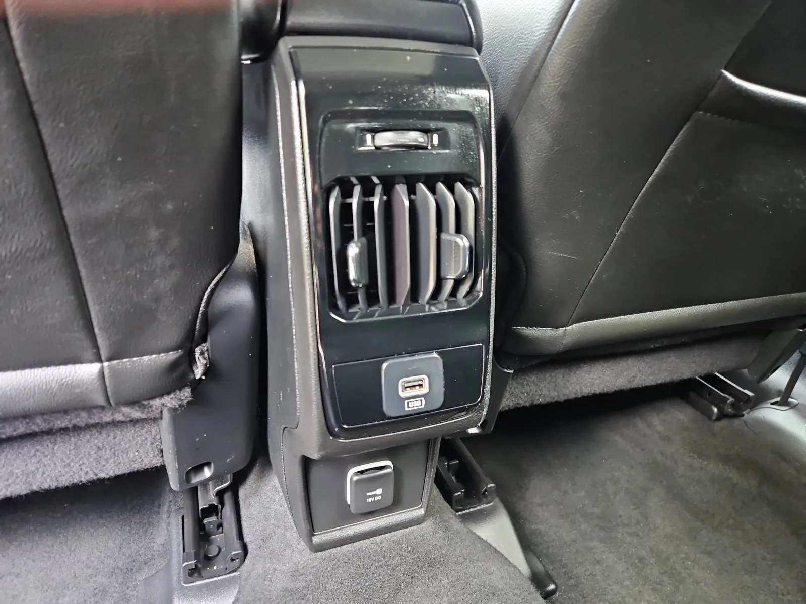 Jeep Compass photo 13