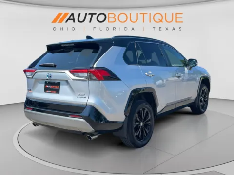 More photos of 2022 Toyota RAV4 Hybrid XSE at Auto Boutique Ohio, OH