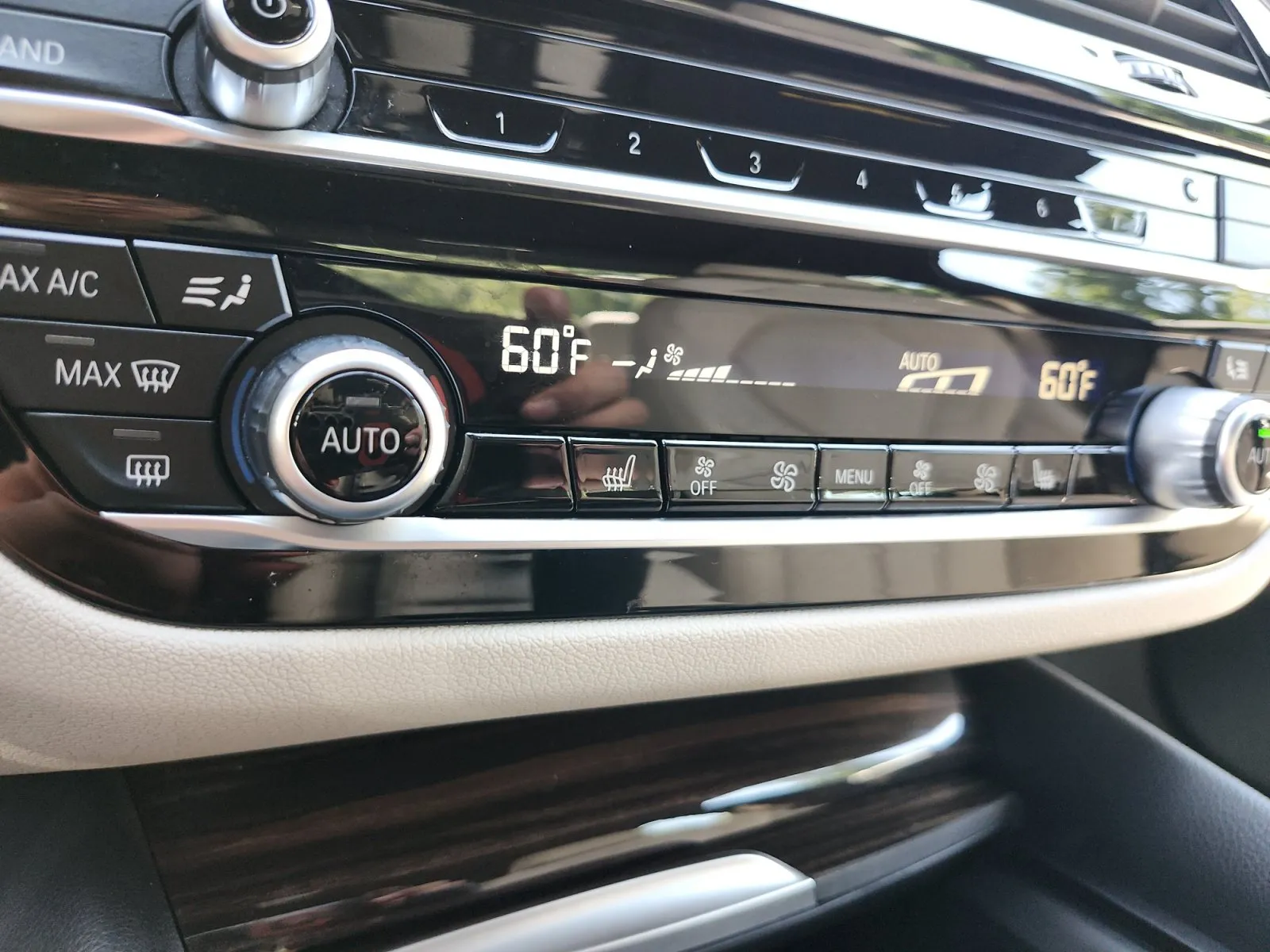 BMW 5 Series photo 23