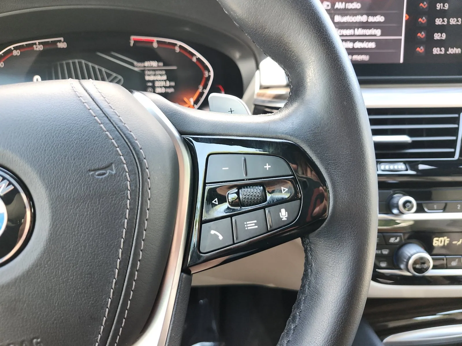 BMW 5 Series photo 29